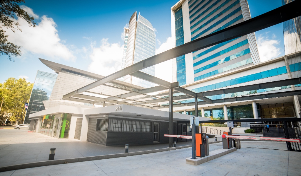 World Trade Center Montevideo (WTC) - Control de acceso iParkings